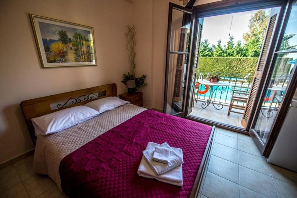Kelly'S Villa In Stoupa Neokhorion  Εξωτερικό φωτογραφία