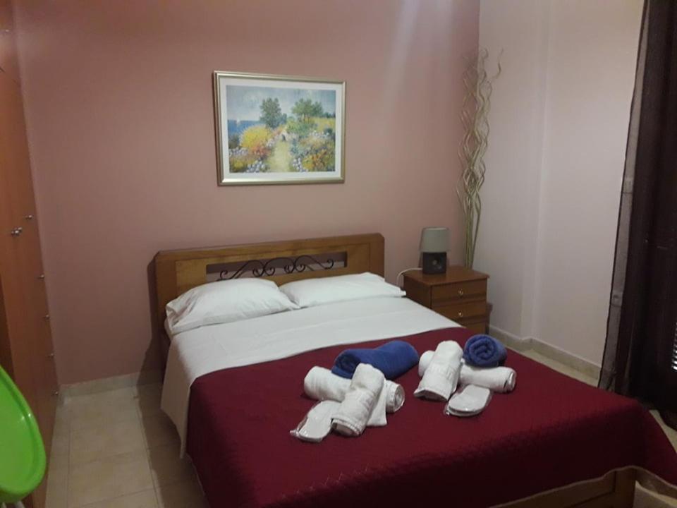Kelly'S Villa In Stoupa Neokhorion  Εξωτερικό φωτογραφία